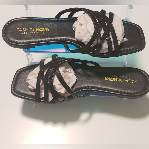 Square Toe Slides - Picture 7 of 9